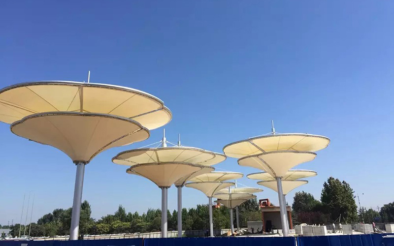 Outdoor-Awning Tear-Resistant Laminated PVDF Fabric for Awnings Tensile Canopy