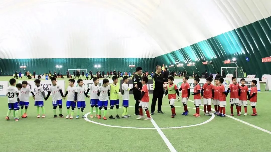 Dual Inflatable Air Domes for Sports in Schools
